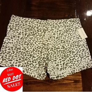 🔴Animal print NWT sleep shorts